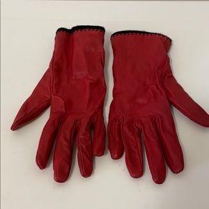 CHARTERCLUB RED LEATHER GLOVES LINED  SIZE S